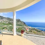 Casa Serena 아파트