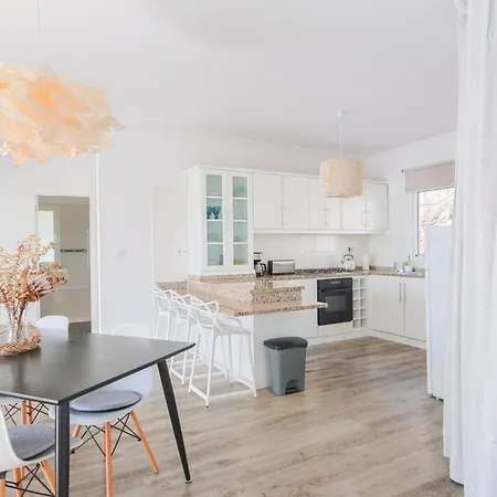 Casa Serena ארקו דה קלחטה